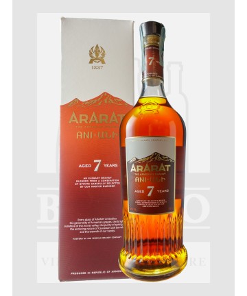 0700 ARARAT BRANDY 40% VOL....